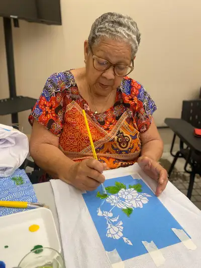 notícia: Sedeme  promove curso de pintura em tecidos na Usina da Paz Jurunas/Condor.
