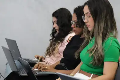 notícia: No PCT Guamá, alunos finalizam o primeiro módulo de Letramento em Inteligência Artificial