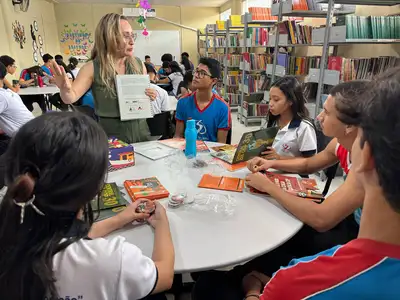 notícia: Escolas estaduais recebem kits pedagógicos sobre mudanças climáticas