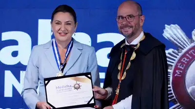 notícia: Vice-governadora Hana Ghassan recebe medalha do TCMPA e prestigia entrega de novo anexo do Tribunal