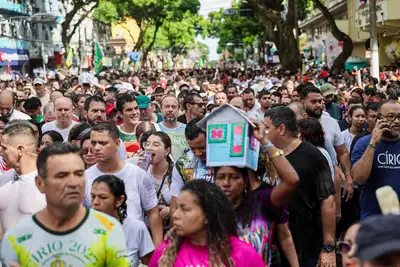 notícia: Estado decreta ponto facultativo no feriado nacional de Nossa Senhora Aparecida