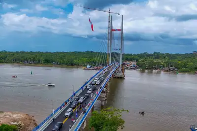 notícia: Governo do Pará entrega nova ponte estaiada entre Icoaraci e Outeiro, em Belém