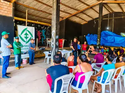 notícia: Emater entrega Cadastro da Agricultura Familiar a mais de 80 famílias quilombolas em Monte Alegre