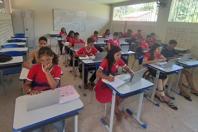 notícia: Programa Dinheiro na Escola Paraense repassa a mais de 700 unidades cerca de R$ 50 milhões