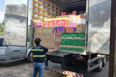 notícia: Sefa apreende mais de 7 mil garrafas de bebidas alcoólicas na Rodovia Transamazônica 