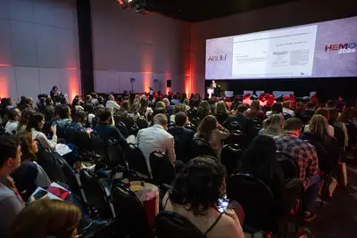 notícia: Equipe do HOIOL aborda sobre segurança transfusional durante congresso em São Paulo