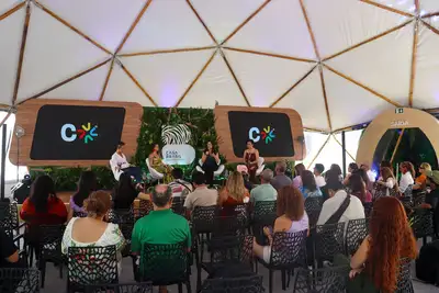 notícia: Estado participa do painel 'Territórios vivos: sócio bioeconomia e direito dos povos'