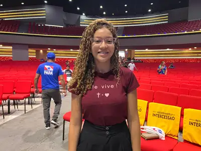 notícia: Moradores do Guamá são beneficiados com entrega gratuita de óculos de grau, em Belém