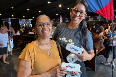 notícia: 'Por Todas Elas' garante a entrega de mais de 1.300 novos óculos de grau a moradores do bairro da Pedreira, em Belém