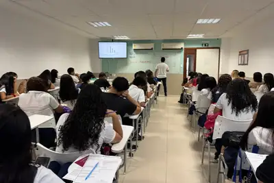 notícia: Seduc promove aulão preparatório para o Enem Pará para estudantes de três municípios da Região Metropolitana de Belém