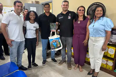 notícia: Seduc leva melhorias e atenção às escolas de Santa Bárbara e Mosqueiro