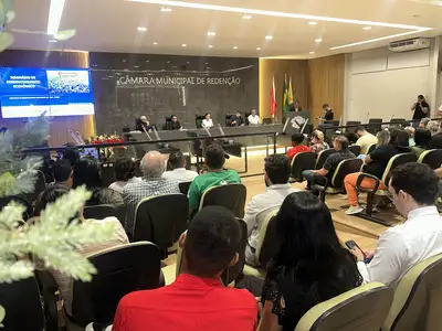 notícia: Redenção debate futuro produtivo em seminário que une poder público e setor privado