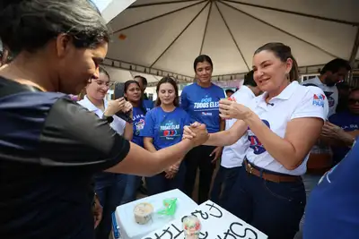 notícia: Vila da Barca recebe manhã de serviços em ação conjunta dos programas “Por Todas Elas” e “Por Todos Eles”