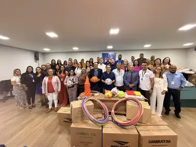 notícia: Governo do Pará entrega material esportivo a adolescentes da Fasepa e fortalece inclusão