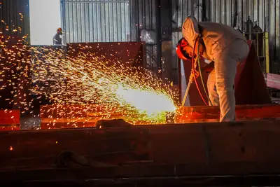 notícia: Belém lidera geração de empregos formais no Pará entre janeiro e outubro de 2025