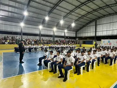 notícia: PM celebra formatura do PMzito em Xinguara e atende 1.600 crianças e adolescente em 2025