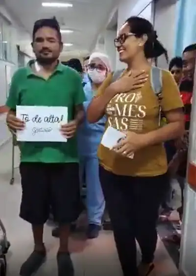 notícia: Hospital Regional Santa Rosa celebra alta de paciente após 84 dias de internação