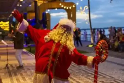 notícia: Estação das Docas celebra o Natal com cortejos, bandinha e visitas do Papai Noel