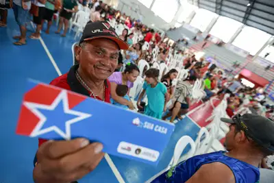 notícia: Governo do Pará entrega benefícios do programa 'Sua Casa' a quase 300 famílias de Breu Branco