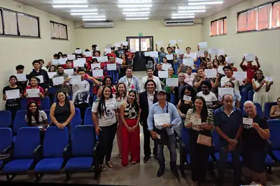 notícia: Estado entrega mais de 100 certificações a participantes do 'Alimentando Oportunidades'