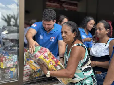 notícia: Fundação ParáPaz leva serviços e cidadania para comunidade em Ananindeua 