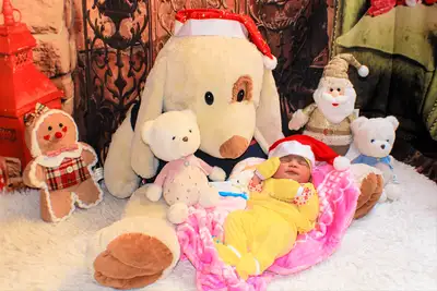 notícia: Hospital Santa Rosa promove ensaio natalino com recém-nascidos internados