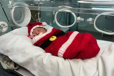 notícia: Bebês protagonizam ensaio fotográfico de Natal no Hospital Regional de Marabá