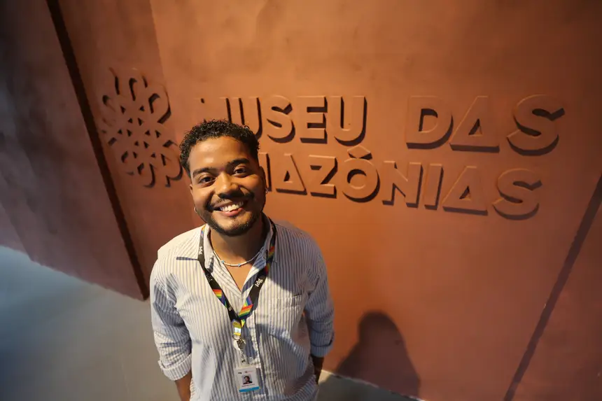 Emerson Caldas - coordenador de educação e atendimento do Museu das Amazônias <div class='credito_fotos'>Foto: Bruno Cruz / Ag. Pará &nbsp;&nbsp;|&nbsp;&nbsp; <a href='/midias/2026/originais/20260105120827-GF00026010-F00482294.jpg' download><i class='fa-solid fa-download'></i> Download</a></div>