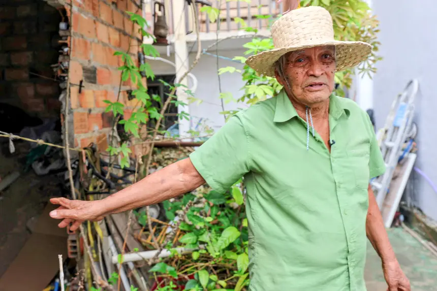 Beneficiários Programa Sua Casa/Personagem Durval Correia <div class='credito_fotos'>Foto: Bruno Cecim / Ag. Pará &nbsp;&nbsp;|&nbsp;&nbsp; <a href='/midias/2026/originais/20260123100954-GF00026125-F00486565.jpg' download><i class='fa-solid fa-download'></i> Download</a></div>