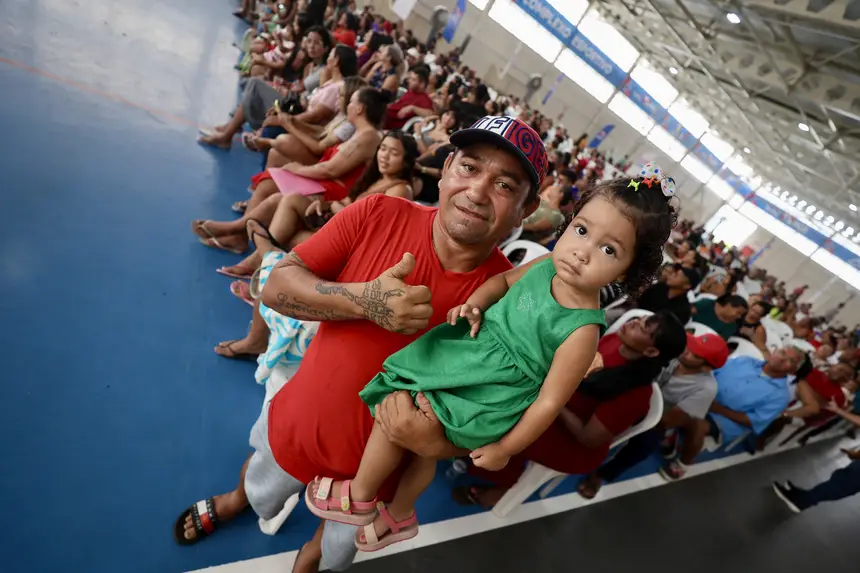 Fabio Moreira Sales - serviços gerais <div class='credito_fotos'>Foto: Bruno Cruz / Ag. Pará &nbsp;&nbsp;|&nbsp;&nbsp; <a href='/midias/2026/originais/20260124092741-GF00026135-F00486782.jpg' download><i class='fa-solid fa-download'></i> Download</a></div>