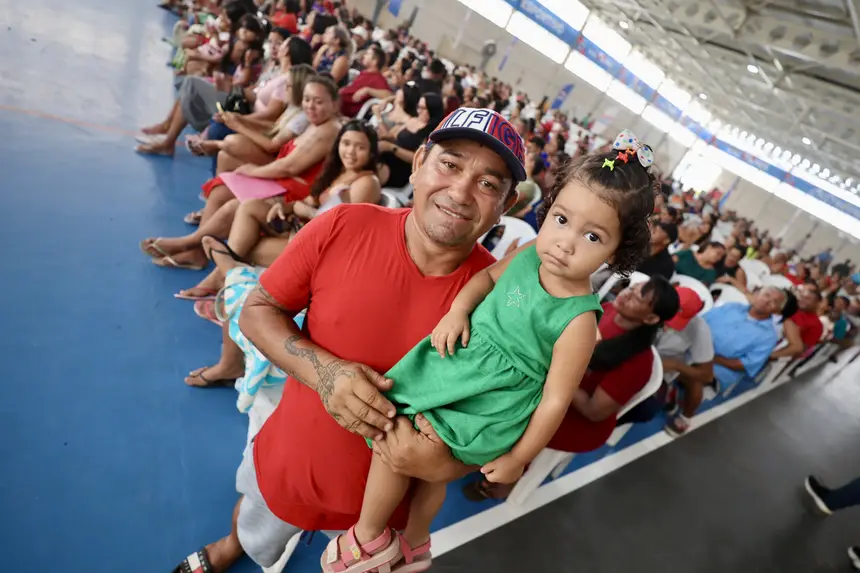 Fabio Moreira Sales - serviços gerais <div class='credito_fotos'>Foto: Bruno Cruz / Ag. Pará &nbsp;&nbsp;|&nbsp;&nbsp; <a href='/midias/2026/originais/20260124092742-GF00026135-F00486783.jpg' download><i class='fa-solid fa-download'></i> Download</a></div>