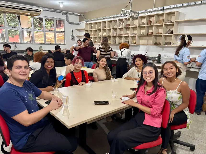 Servidores e estagiários do CCPPA, durante oficina ocorrida na UFPA.