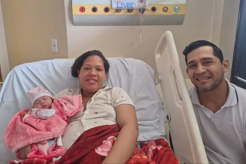 Usuária Karla Marielvis e sua família