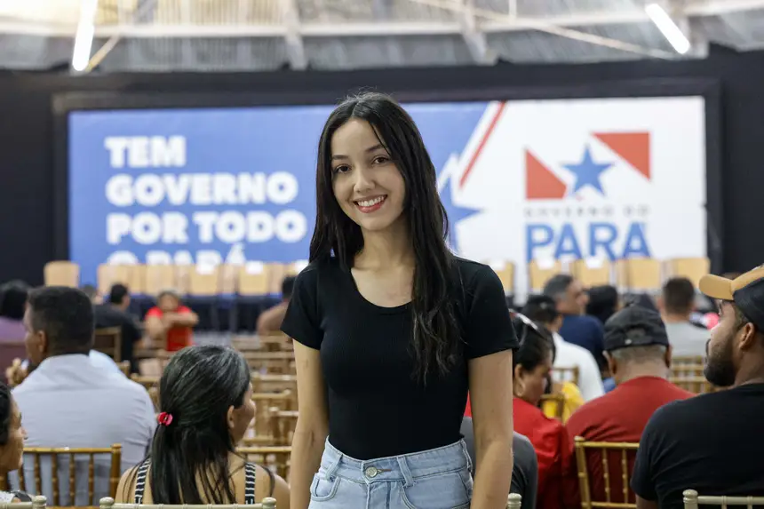 Yasmin Soares (personagem BORA ESTUDAR)