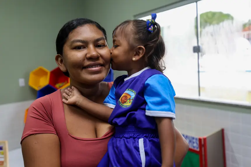Queise Daiane Fonseca de Oliveira - Pescadora Mãe da Hadassa Jordana Fosenca de Oliveira(2 anos)