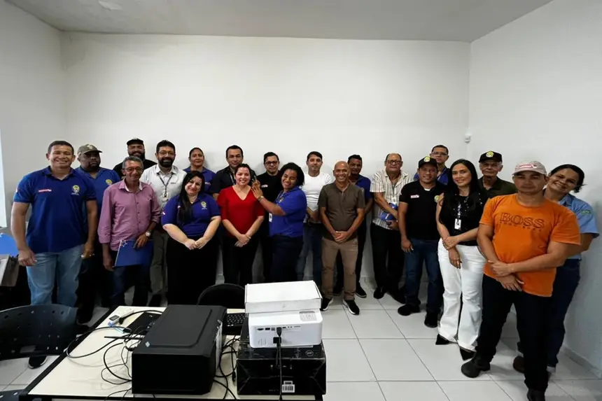 Treinando as equipes dos 20 municípios da Regional de Castanhal 