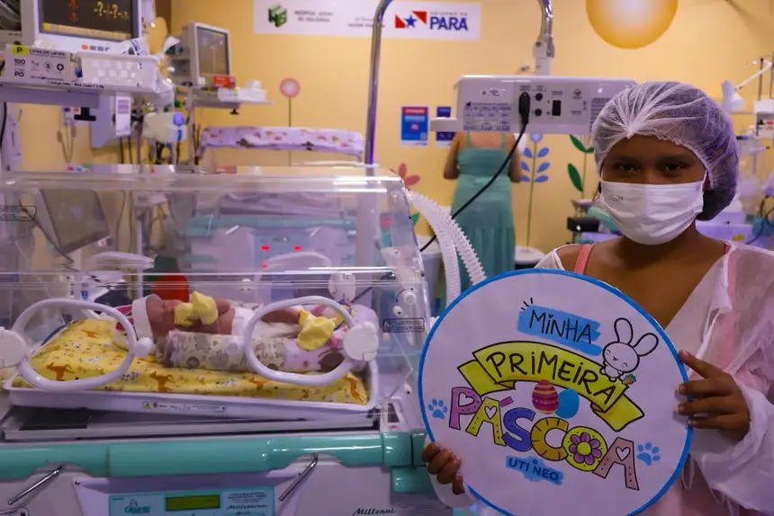 Ao lado da filha, Giliele da Silva participou do momento de afeto promovido pela equipe profissional