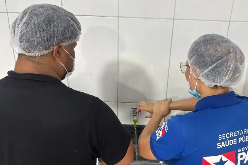 Durante a ação, foi ensinado, na prática, o passo a passo da higienização correta das mãos