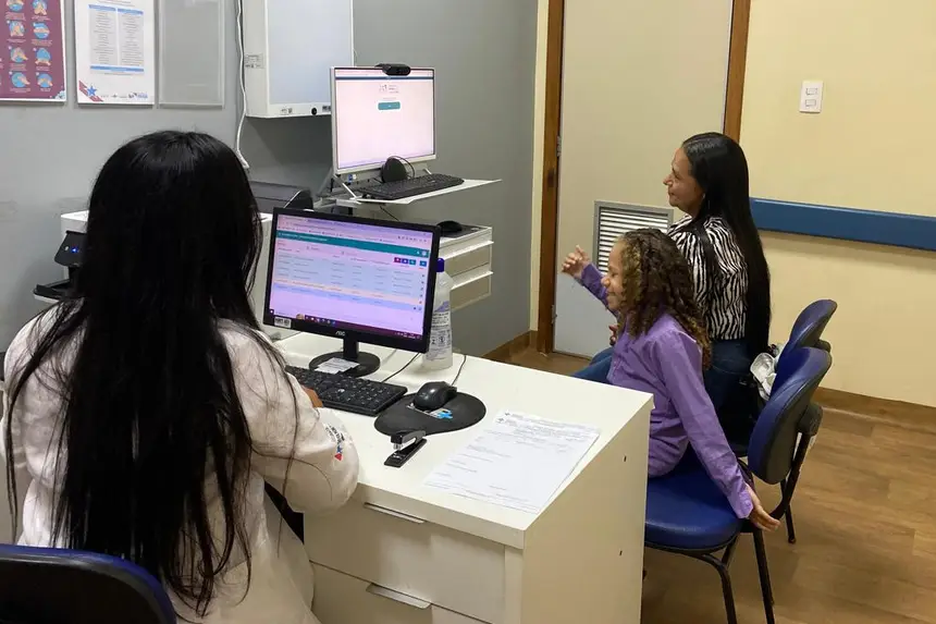 Consulta por telemedicina no HRT