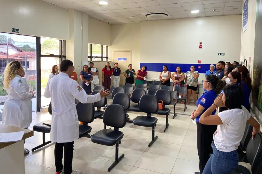 Profissionais do Complexo Hospitalar dos Caetés promovem atividade de orientação para colaboradores e usuários