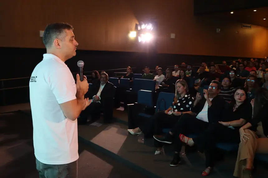 Secretário de Educação, Ricardo Sefer