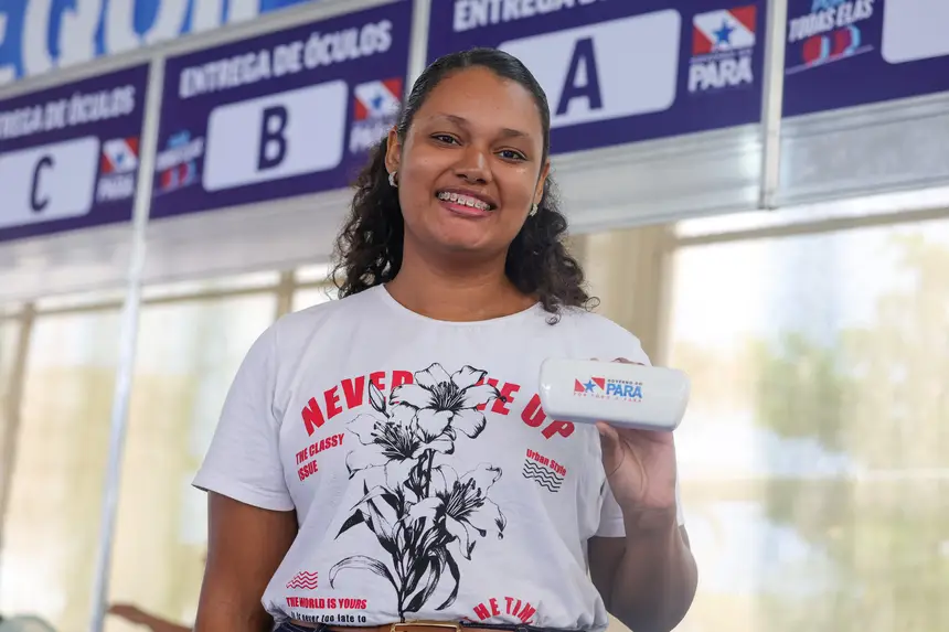 Júlia Soares 
Estudante <div class='credito_fotos'>Foto: Bruno Cruz / Ag. Pará &nbsp;&nbsp;|&nbsp;&nbsp; <a href='/midias/2026/originais/20260514093534-GF00027079-F00520904.jpg' download><i class='fa-solid fa-download'></i> Download</a></div>