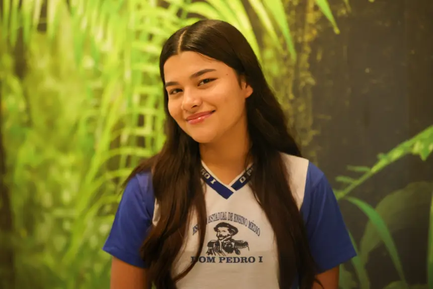 Thayna Ferreira, Dom Pedro estudante <div class='credito_fotos'>Foto: Bruno Cruz / Ag. Pará &nbsp;&nbsp;|&nbsp;&nbsp; <a href='/midias/2026/originais/20260514115031-GF00027080-F00520931.jpg' download><i class='fa-solid fa-download'></i> Download</a></div>