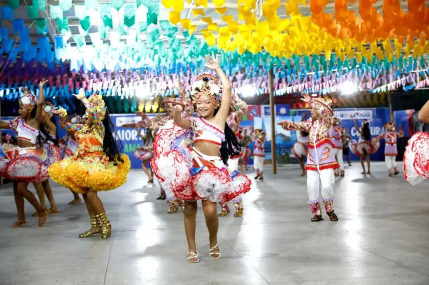 Apresentação de Quadrilha Mirim