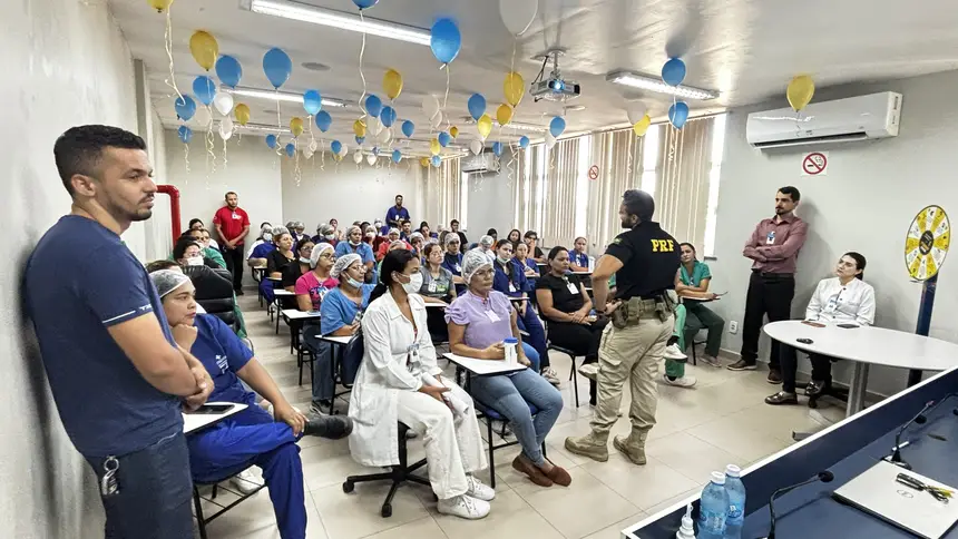 Campanha do Hospital teve a parceria da PRF e do Serviço Especializado em Engenharia de Segurança e Medicina do Trabalho