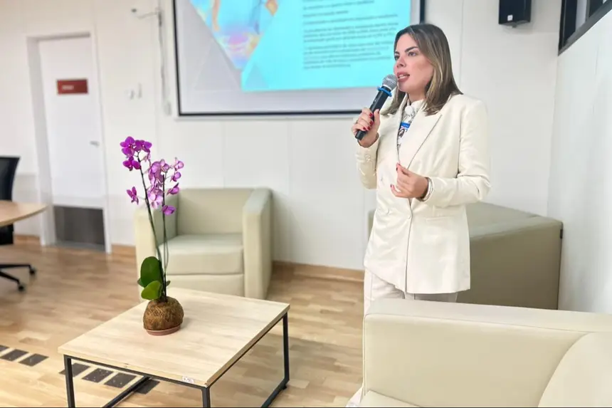 Psicóloga Thais Macêbo destacou os impactos emocionais da endometriose