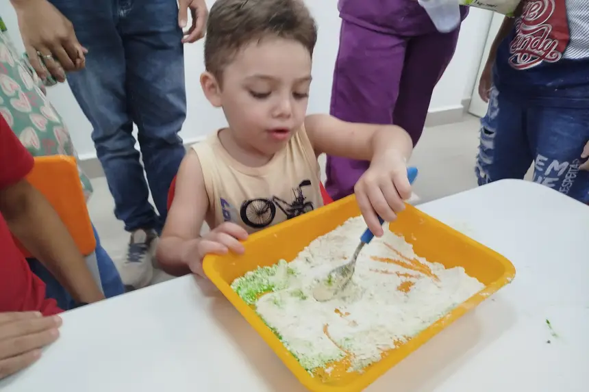 Estimulação sensorial auxilia no desenvolvimento motor e cognitivo das crianças no Natea.