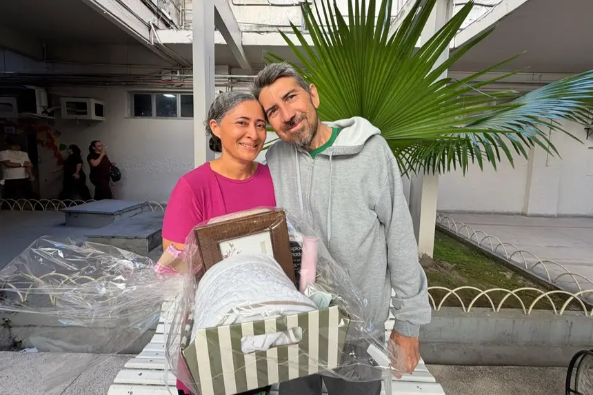 Nonato Lima e Vilma Lima, casal que há 32 anos compartilha a vida, os desafios e a certeza de que o amor se fortalece nos momentos mais difíceis.
