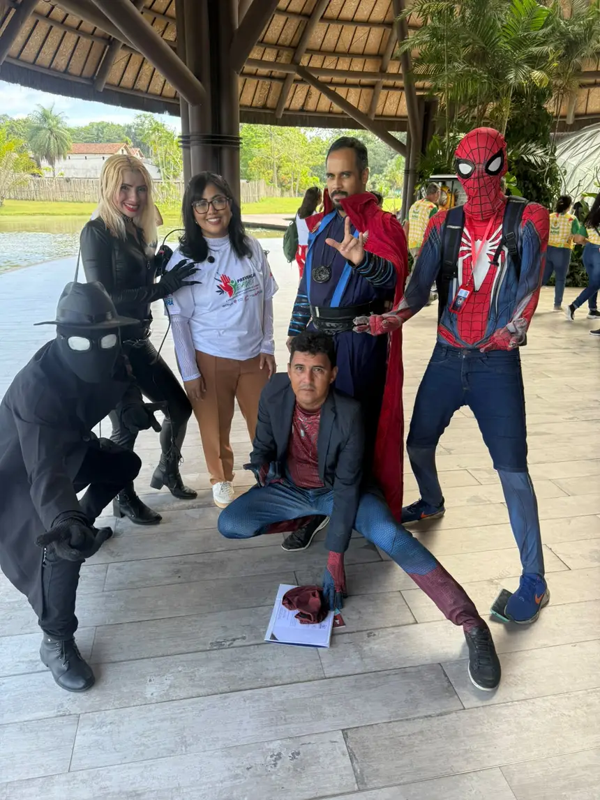 Artistas e grupos de cosplay estiveram entre os homenageados no trabalho de prevenção