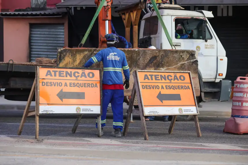Desvios pedem atenção ao fluxo de carros e caminhões